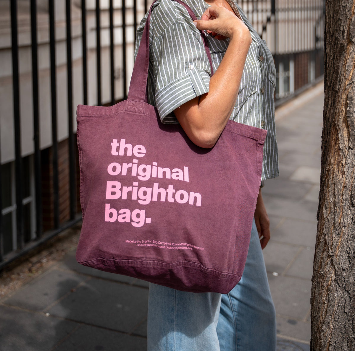 the original Brighton bag · plum